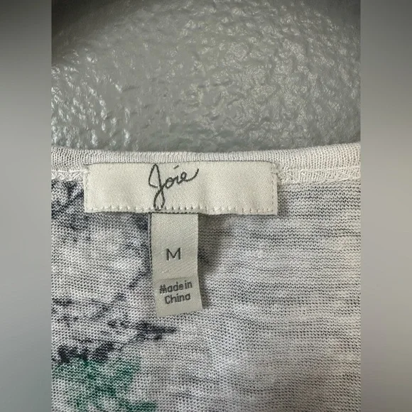 Joie Women’s Patterned Scoop Neck Short Sleeve Top Tee. Size: Medium. - Picture 11 of 13